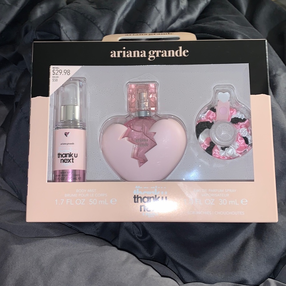 🌸Ariana Grande Gift Set💕